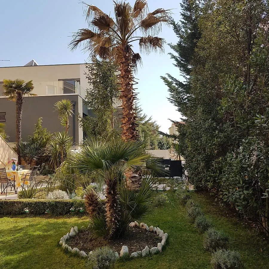 Villa Jelena Zadar 0*,